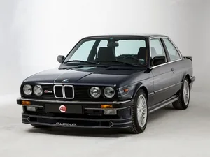 E30 (1983–1985)