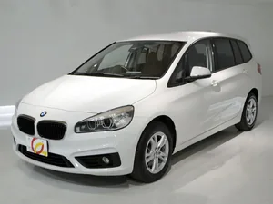 F46 (2015–2018)