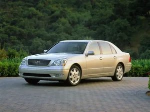 XF30 (2000–2003)