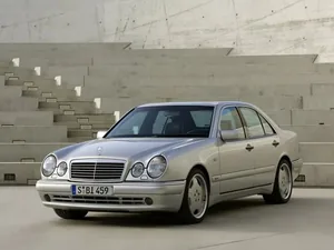 S210 (1995–1999)