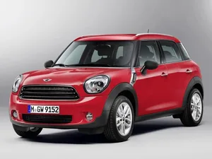 R60 (2010–2014)