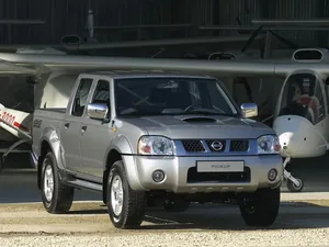 D22 (2000–2005)