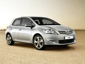 E150 (2009–2012)