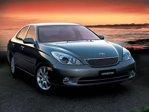V30 (2004–2006)