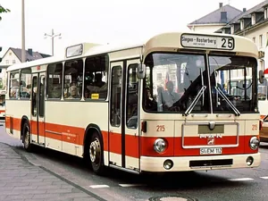 SL200 (1973–1986)